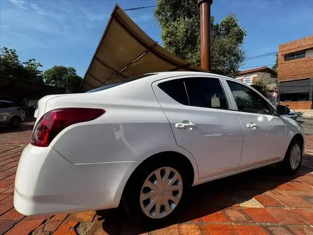 Nissan VERSA 1.0 12V FLEX 4P MANUAL