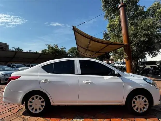 Nissan VERSA 1.0 12V FLEX 4P MANUAL