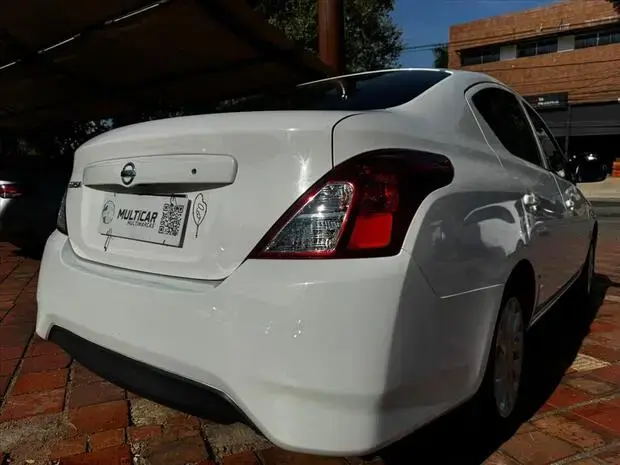 Nissan VERSA 1.0 12V FLEX 4P MANUAL