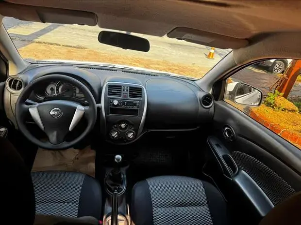 Nissan VERSA 1.0 12V FLEX 4P MANUAL