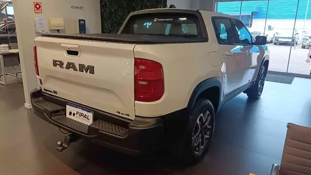 Ram RAMPAGE 2.2 TURBO DIESEL REBEL 4X4 AUTOMÁTICO