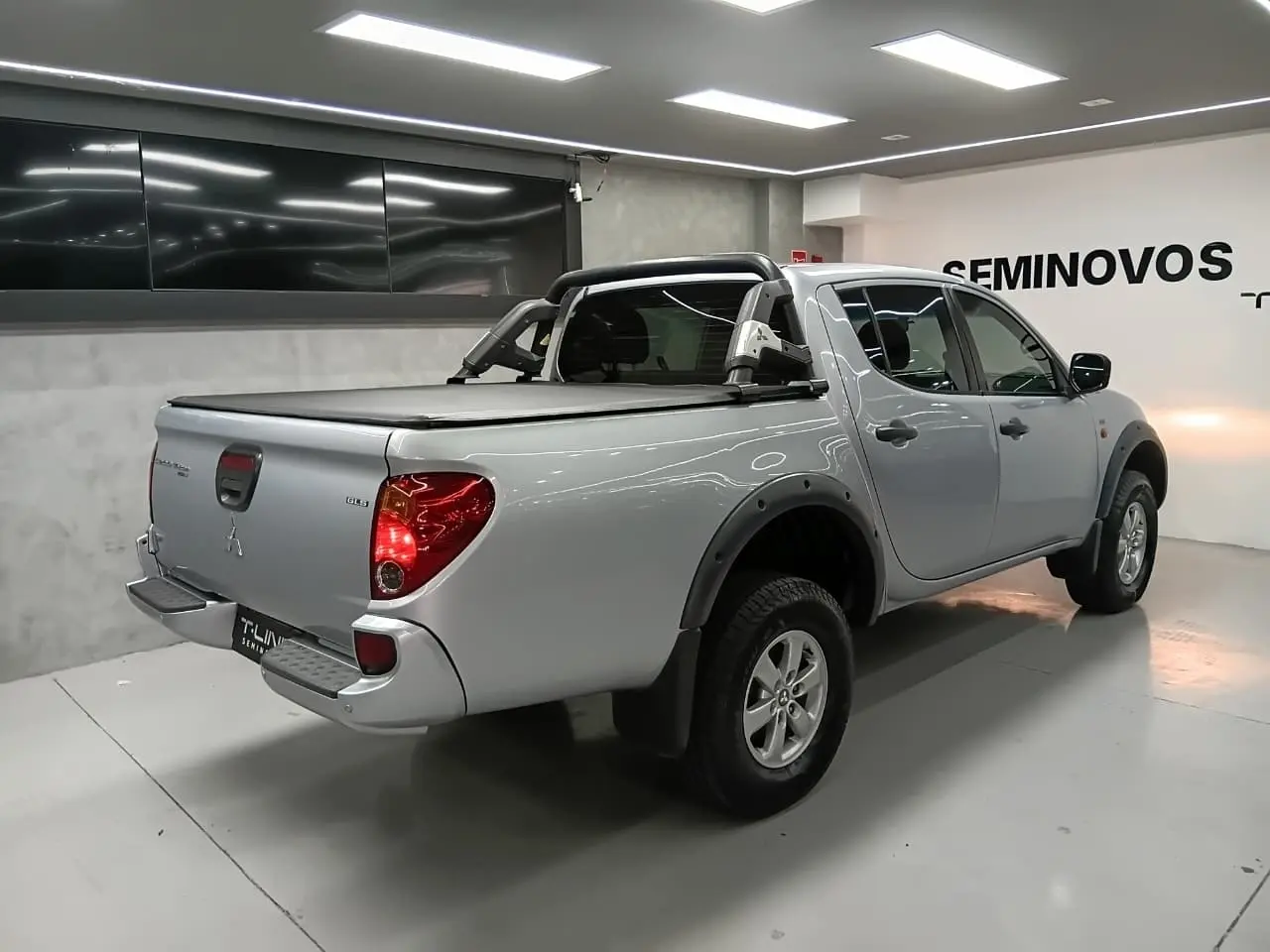 galeria L200 TRITON