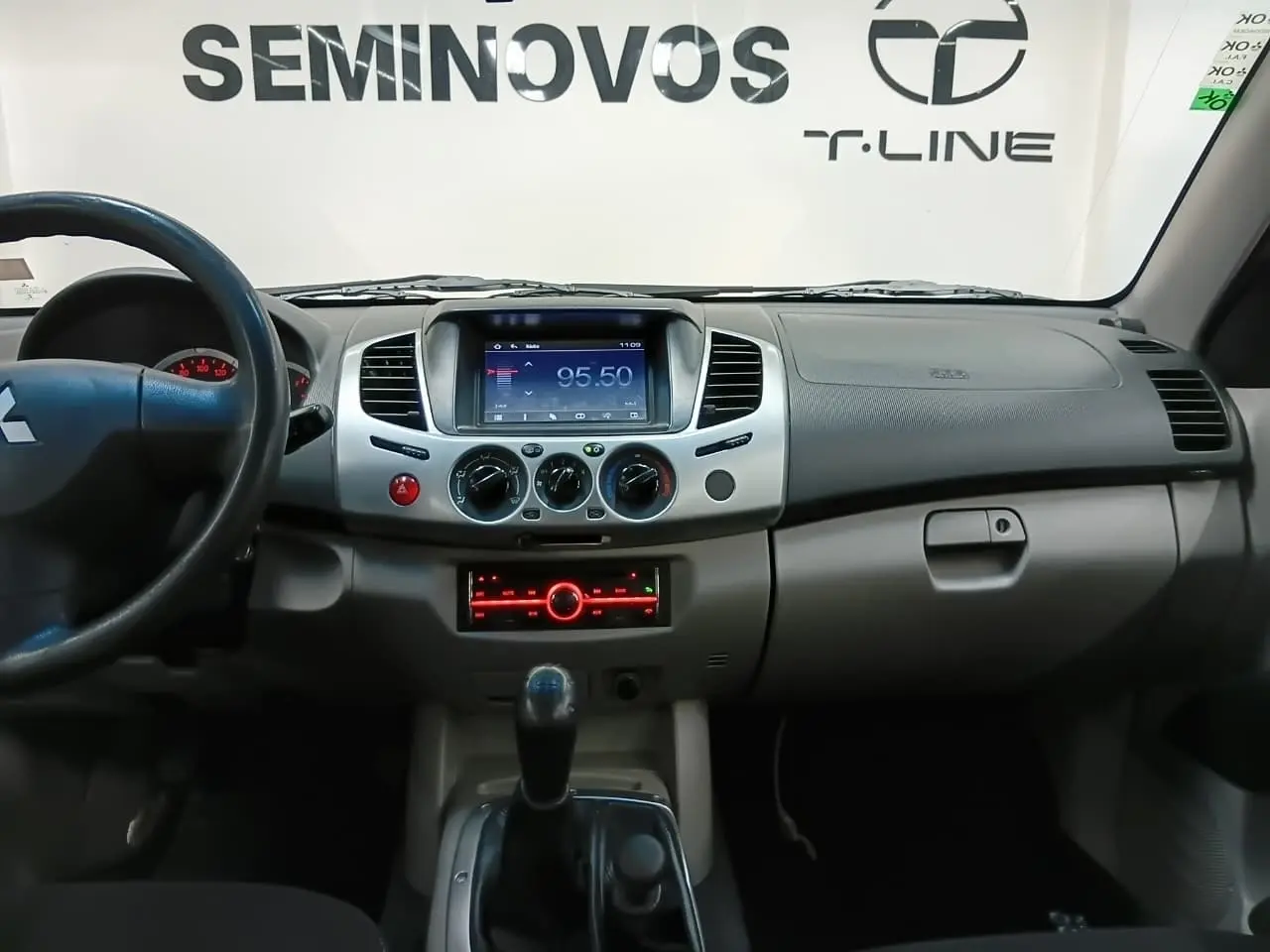 galeria L200 TRITON