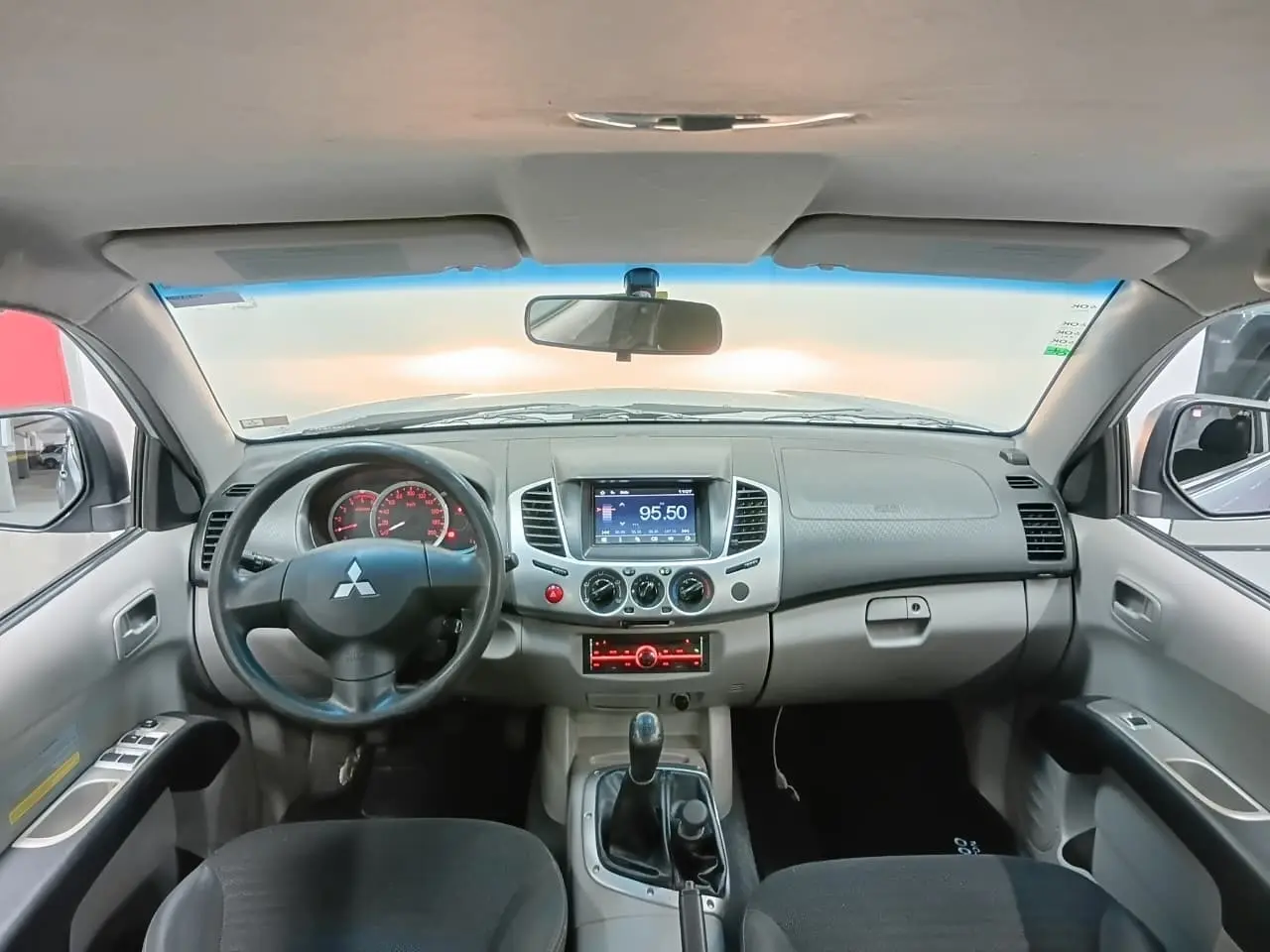 galeria L200 TRITON