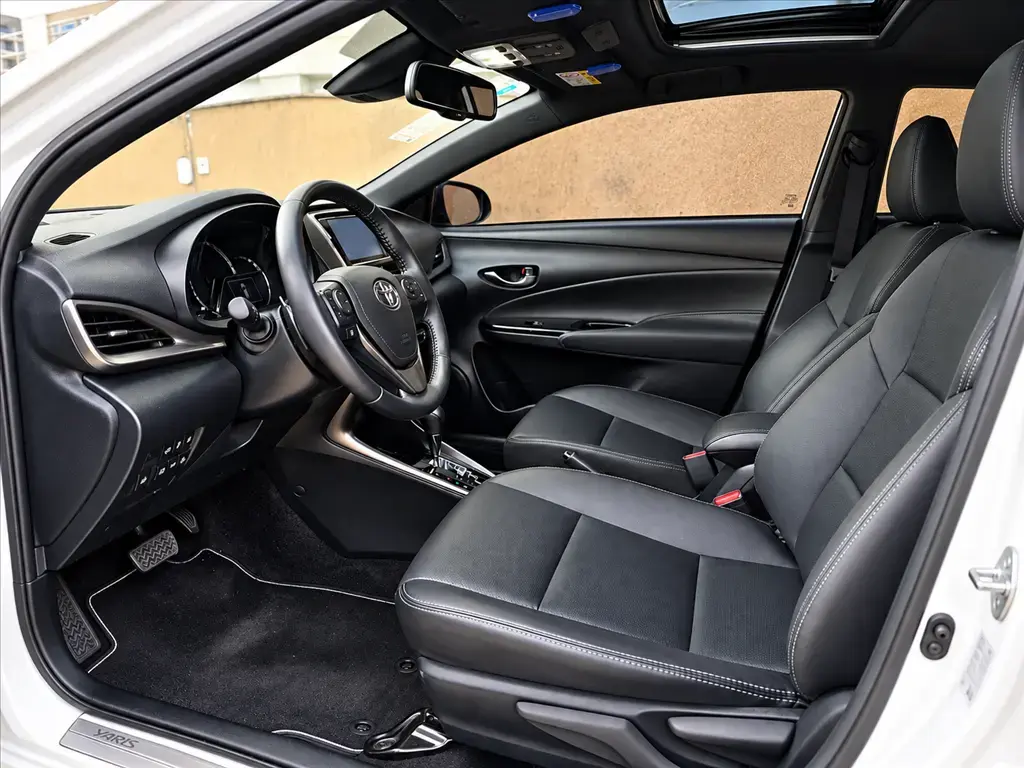galeria YARIS