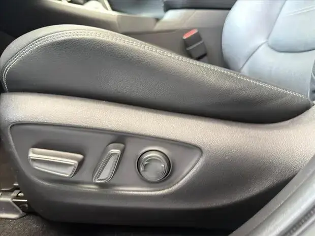 Toyota RAV4 2.5 VVT-IE HYBRID SX CONNECT AWD CVT