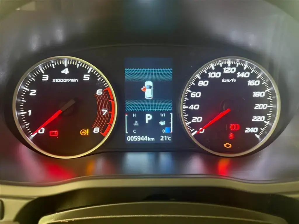 galeria ECLIPSE CROSS