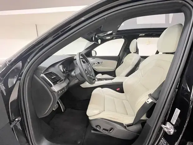 Volvo XC90 R-Design 2.0 (Híbrido)
