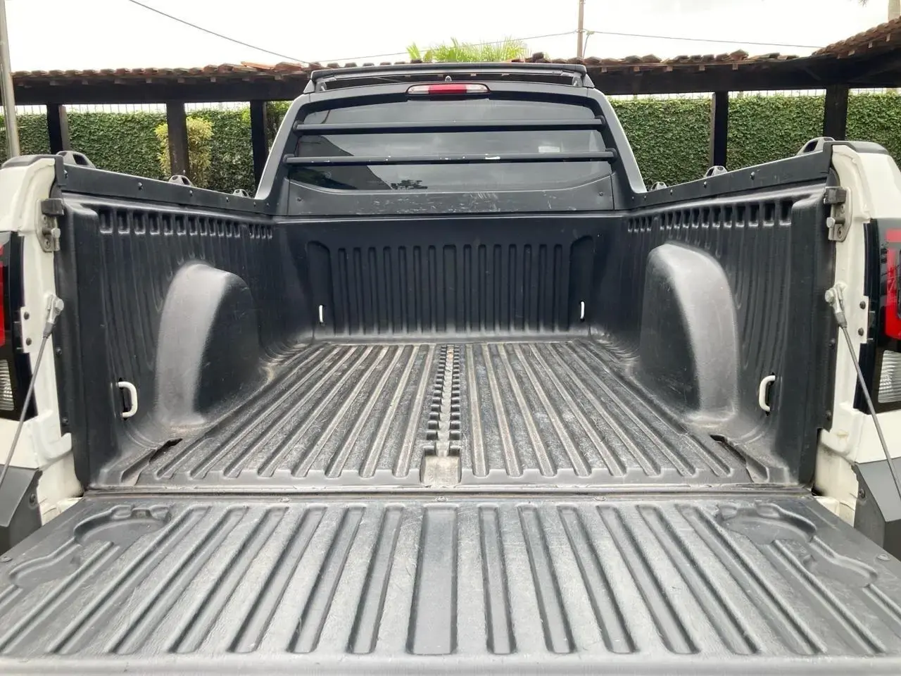 galeria Saveiro Robust 1.6 Total Flex 16V