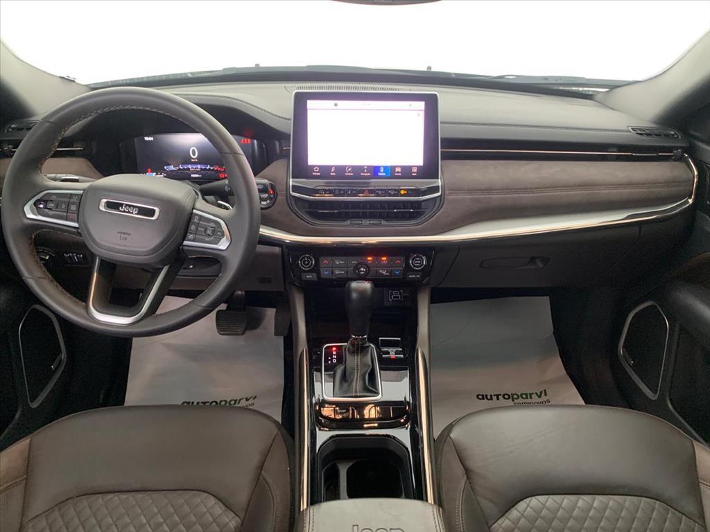 Jeep COMMANDER