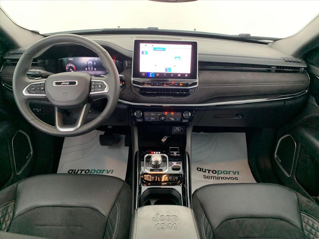 Jeep COMMANDER