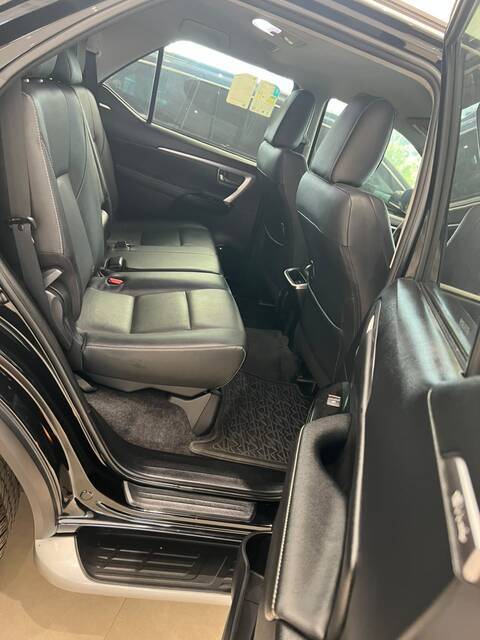 Toyota HILUX SW4