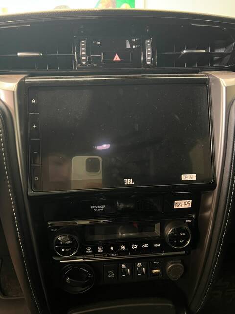 Toyota HILUX SW4