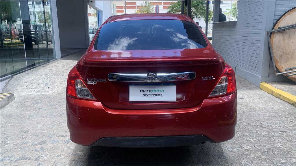 Nissan VERSA