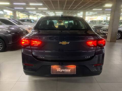 Chevrolet ONIX PLUS