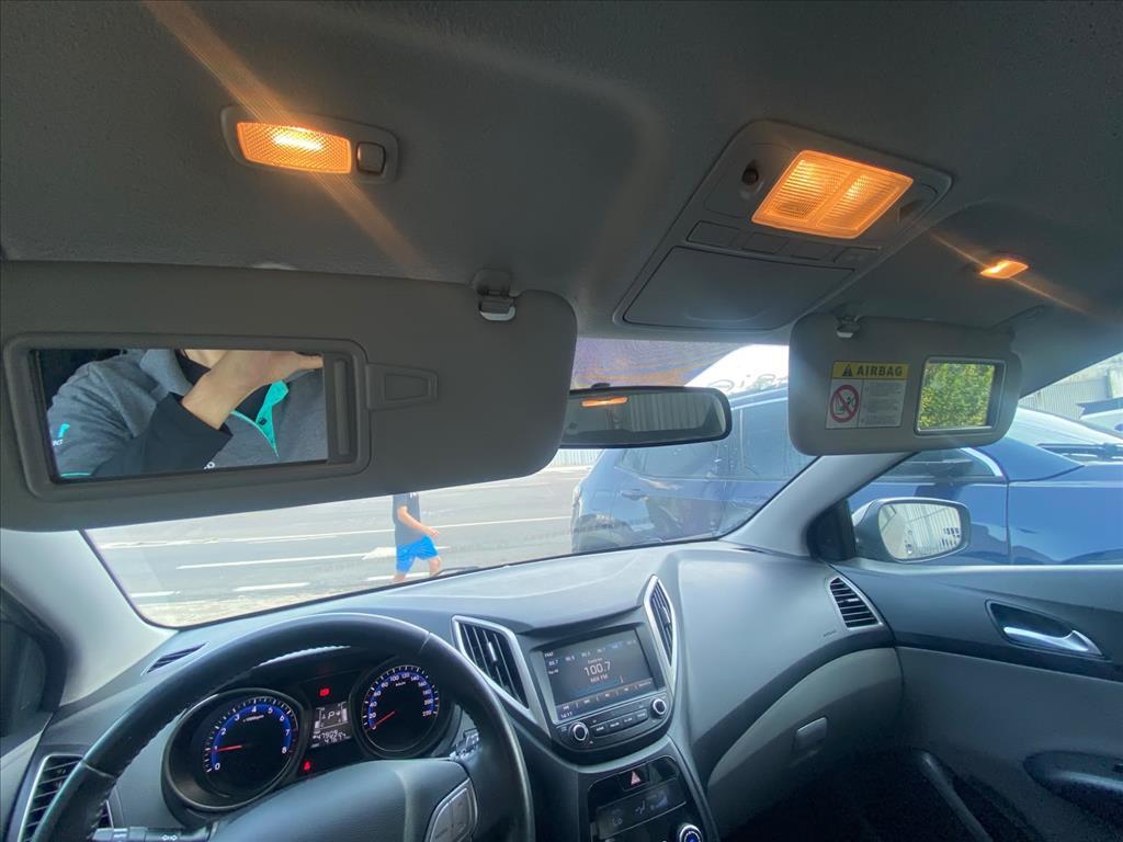 Hyundai HB20S