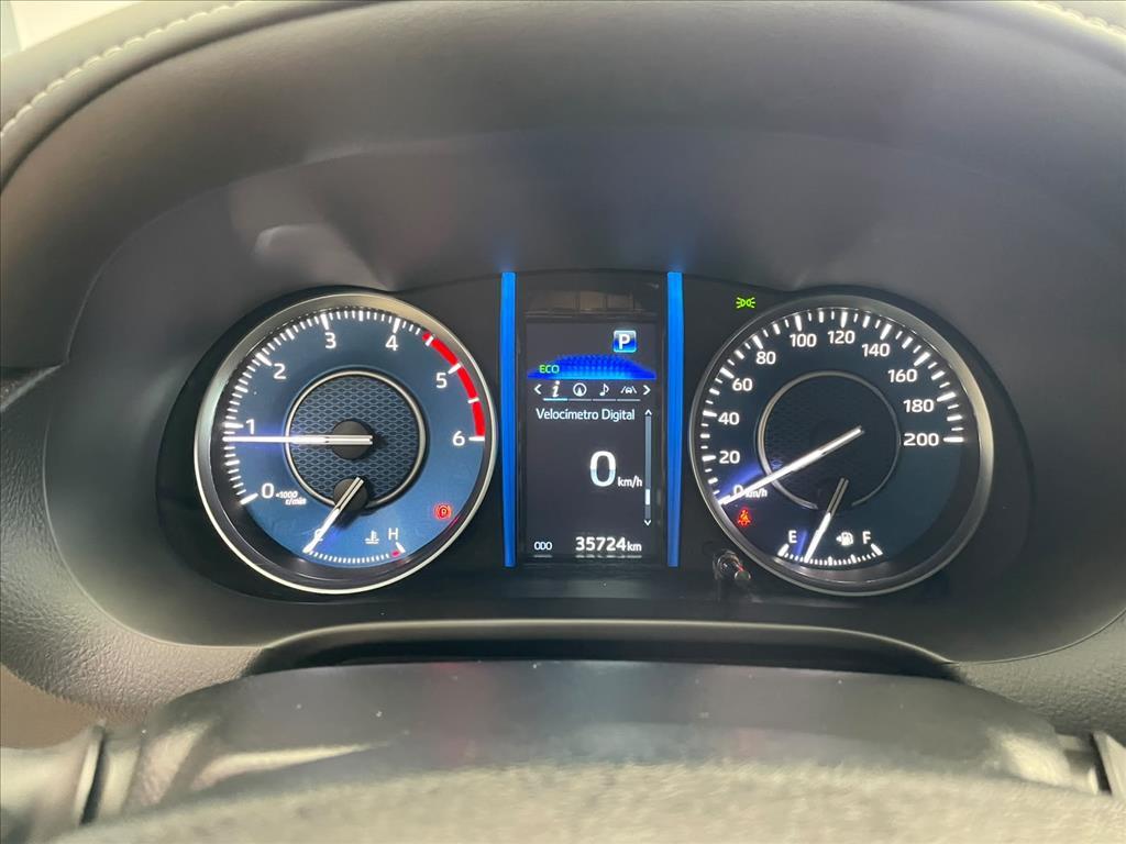 Toyota HILUX SW4