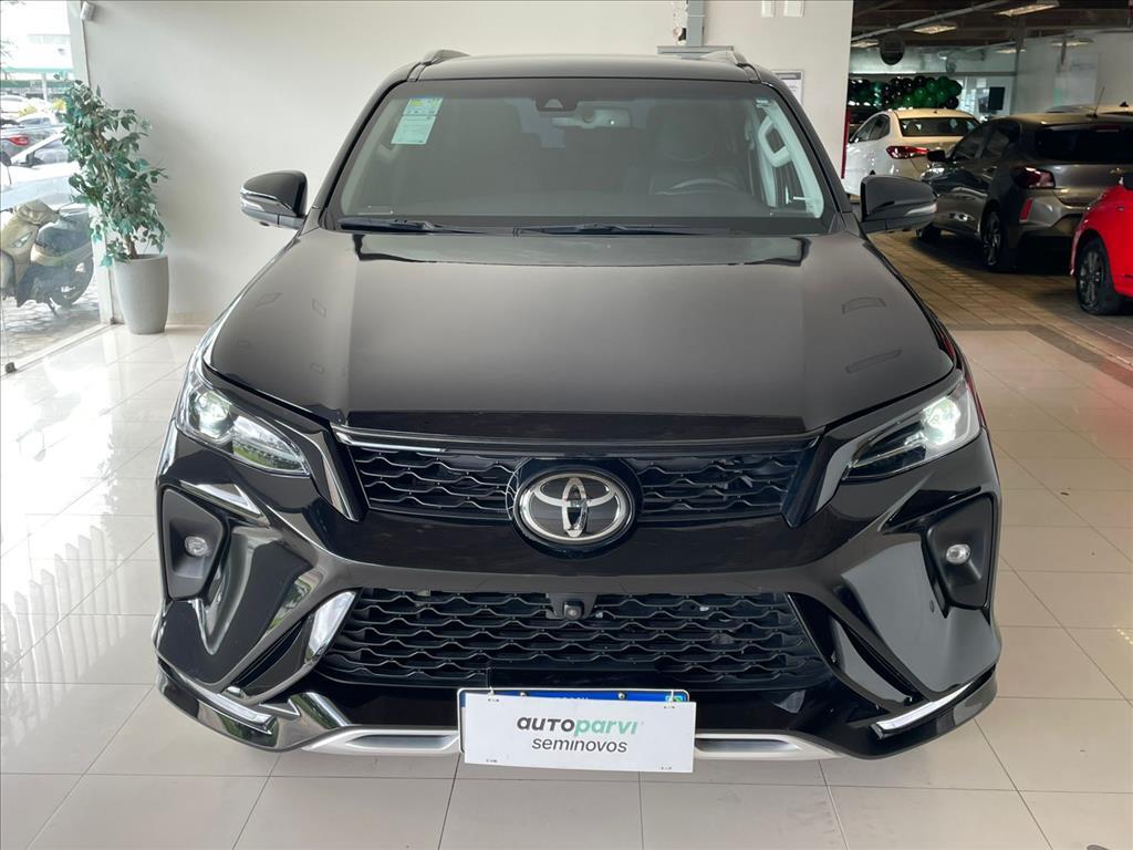 Toyota HILUX SW4