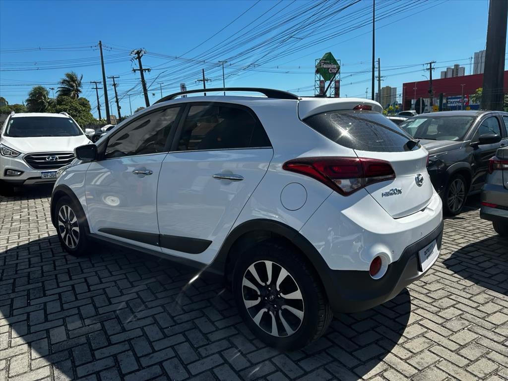 Hyundai HB20X