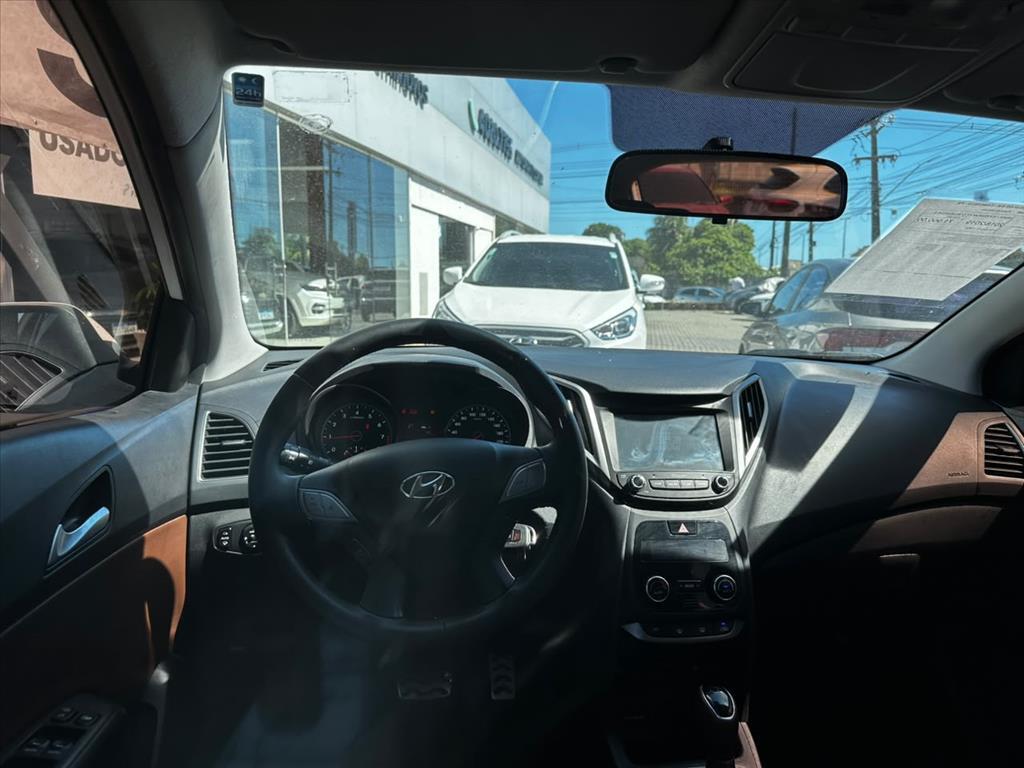 Hyundai HB20X