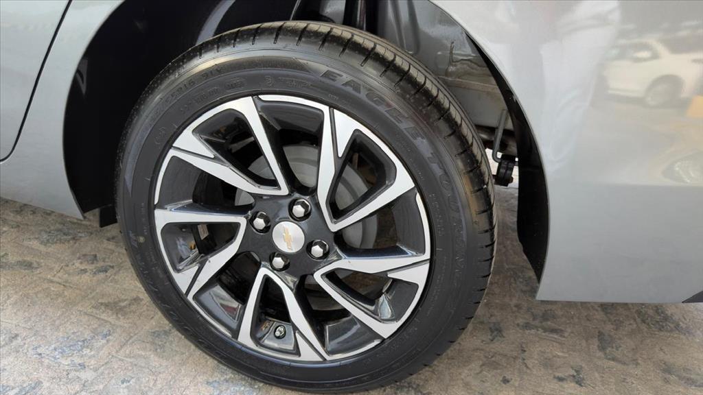 Chevrolet ONIX PLUS