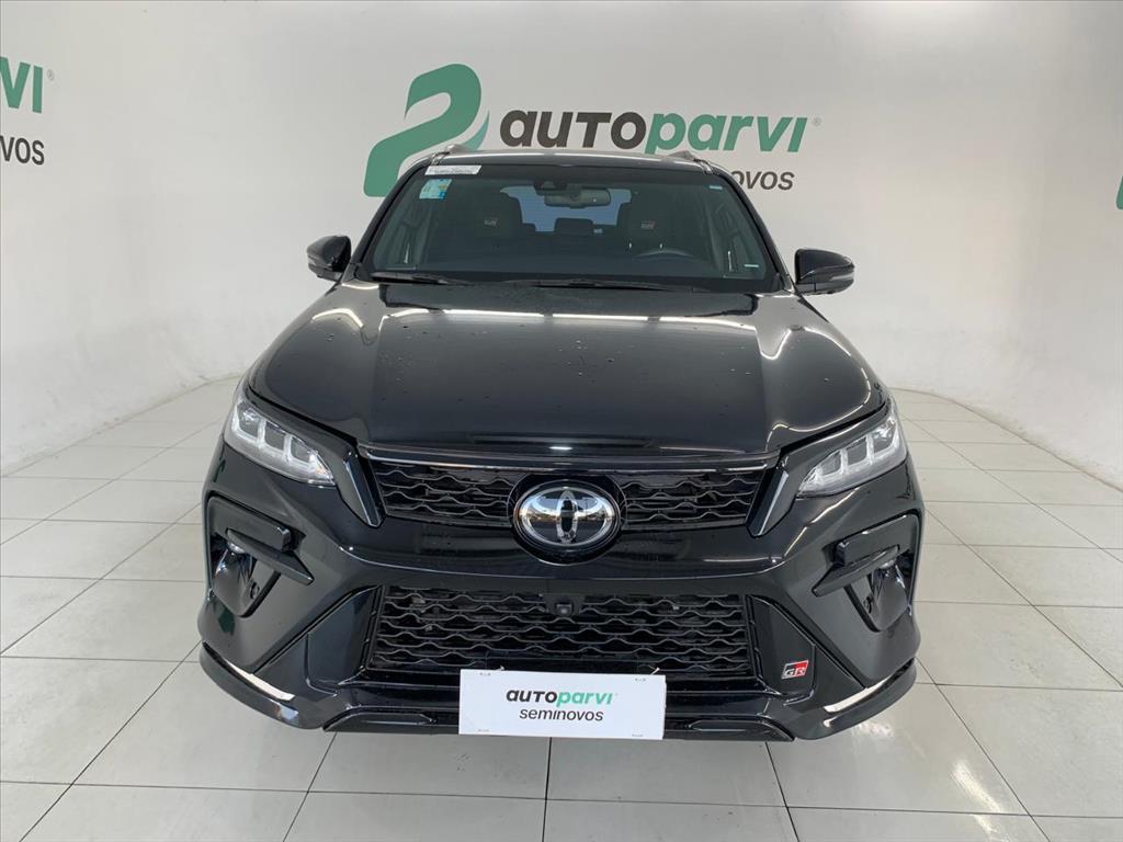 Toyota HILUX SW4