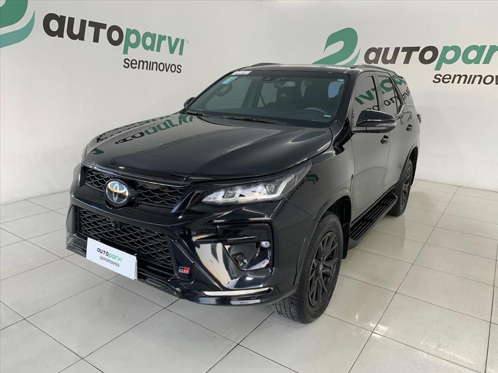 Toyota HILUX SW4