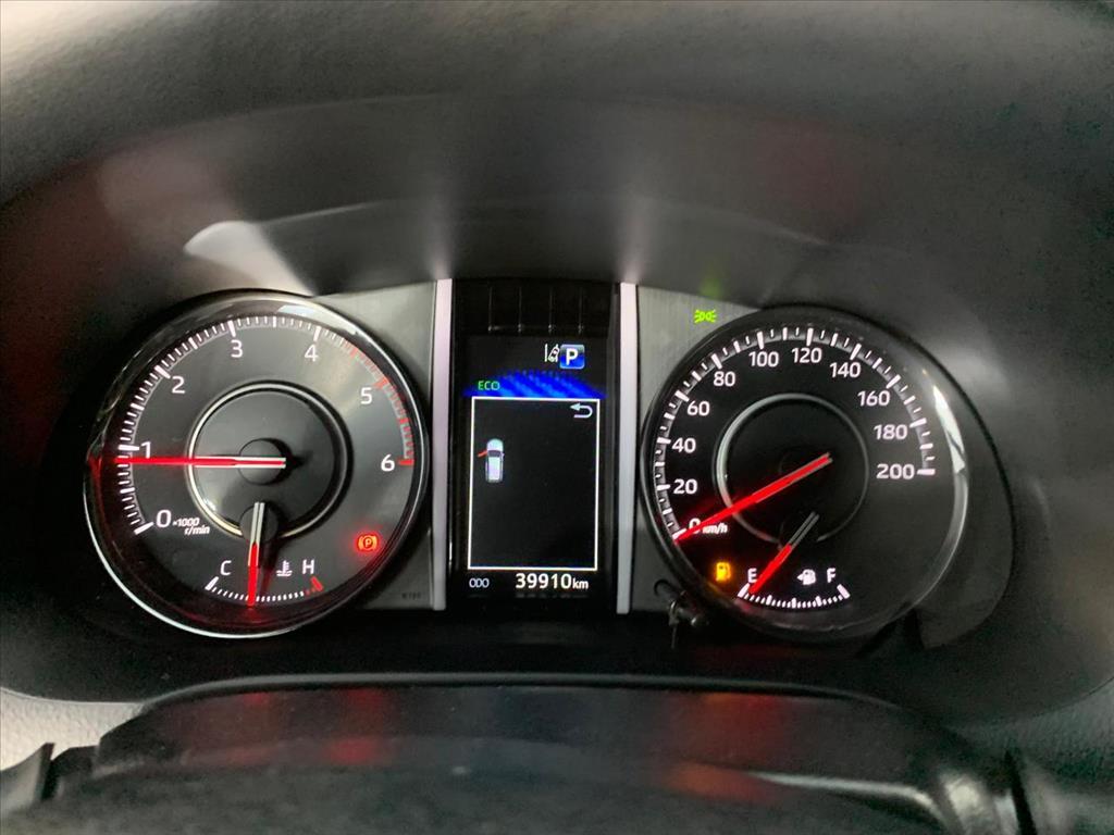 Toyota HILUX SW4
