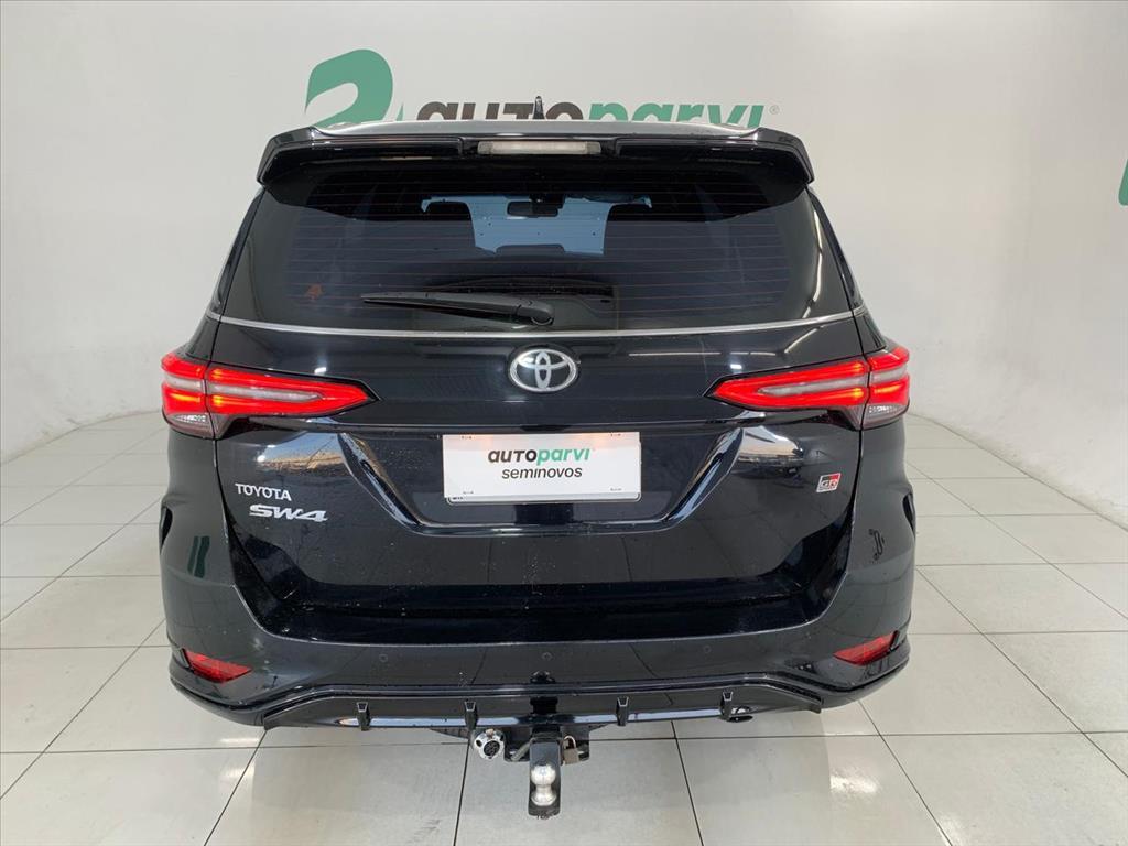 Toyota HILUX SW4