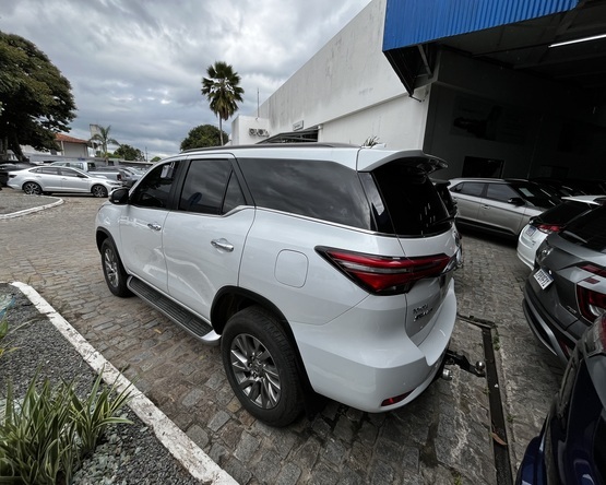 Toyota HILUX SW4