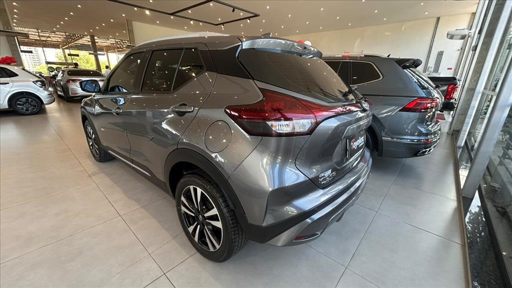 Nissan KICKS PLAY