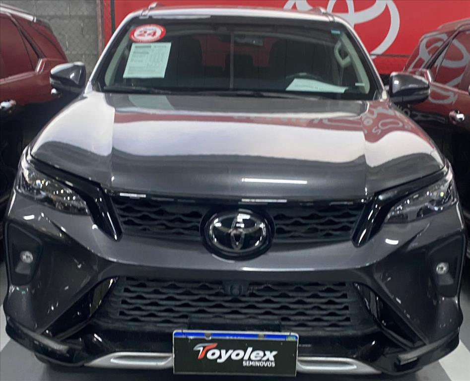 Toyota HILUX SW4
