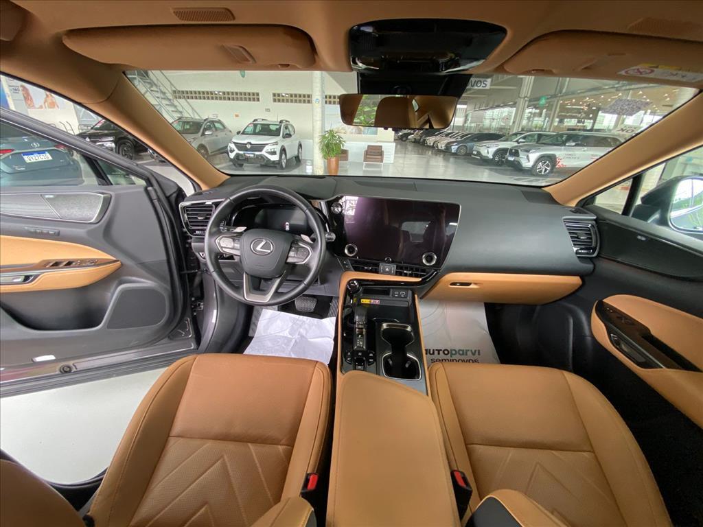 Lexus NX 450h+