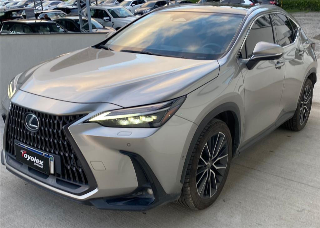 Lexus NX 450h+