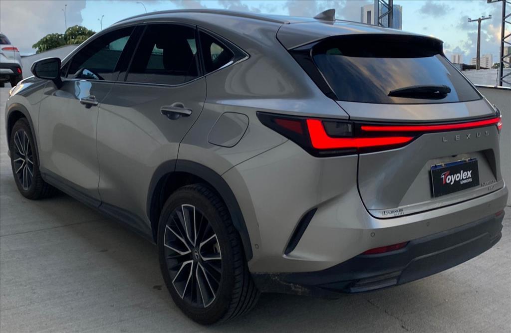 Lexus NX 450h+