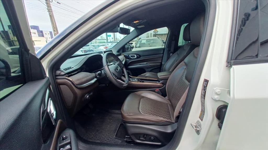 Jeep COMMANDER