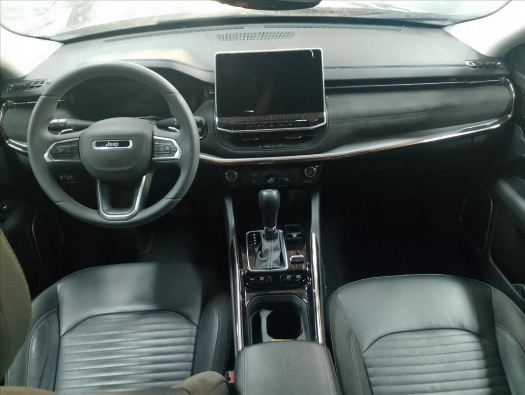 Jeep COMMANDER