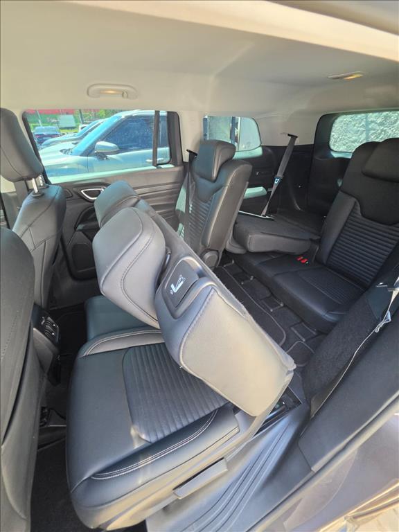 Jeep COMMANDER