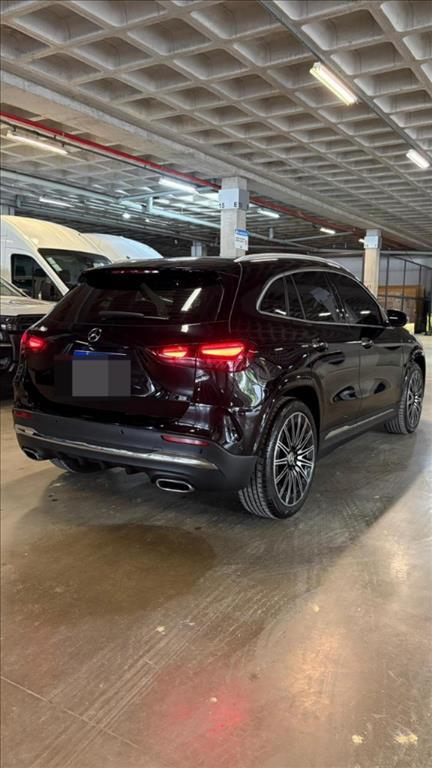 Mercedes Benz GLA 200
