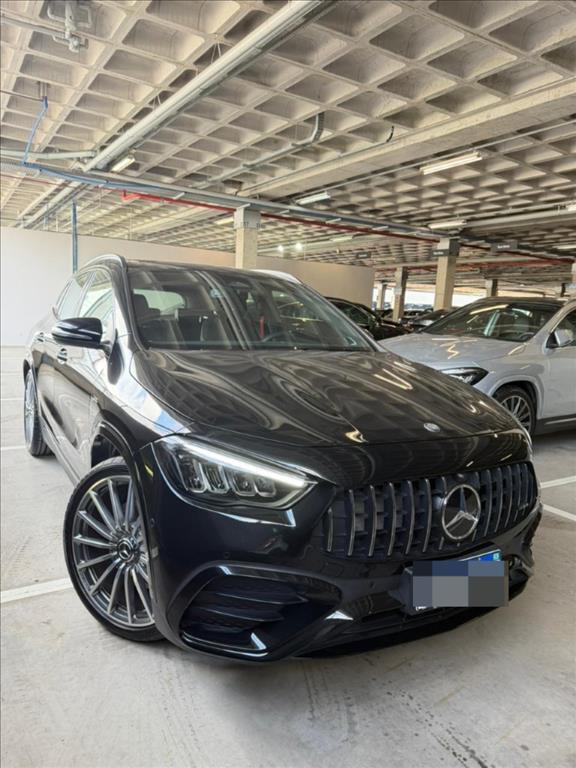 Mercedes Benz GLA 35 AMG