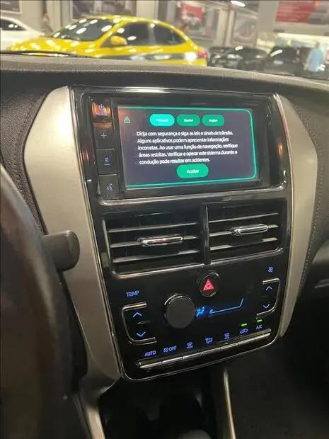 Toyota YARIS 1.5 16V FLEX SEDAN XLS MULTIDRIVE