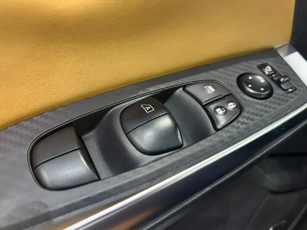 galeria SENTRA
