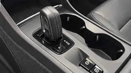 Volvo XC40 2.0 T4 GASOLINA MOMENTUM GEARTRONIC