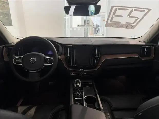 Volvo XC60 2.0 T8 RECHARGE ULTIMATE AWD GEARTRONIC