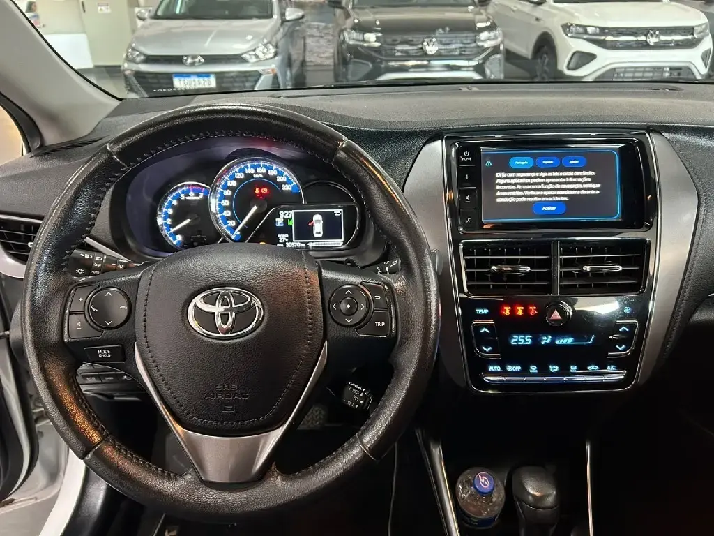 galeria YARIS