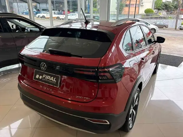 Volkswagen NIVUS 1.0 200 TSI TOTAL FLEX HIGHLINE AUTOMÁTICO