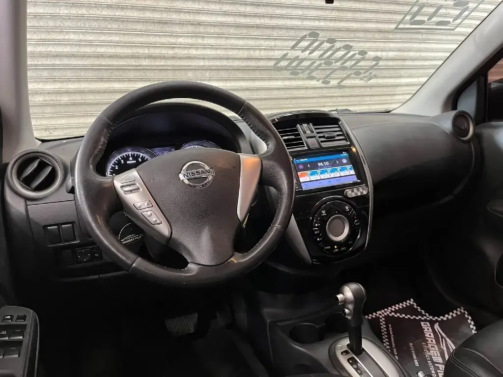galeria VERSA