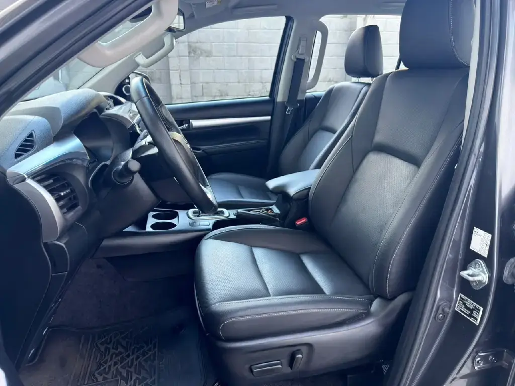 galeria HILUX