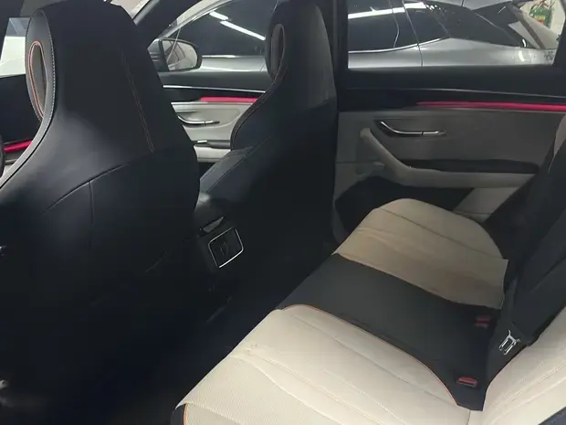Byd SONG PLUS 1.5 DM-I HÍBRIDO AUTOMÁTICO