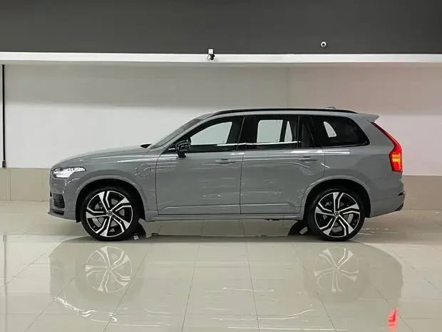 Volvo XC90 Recharge Ultra Dark 2.0